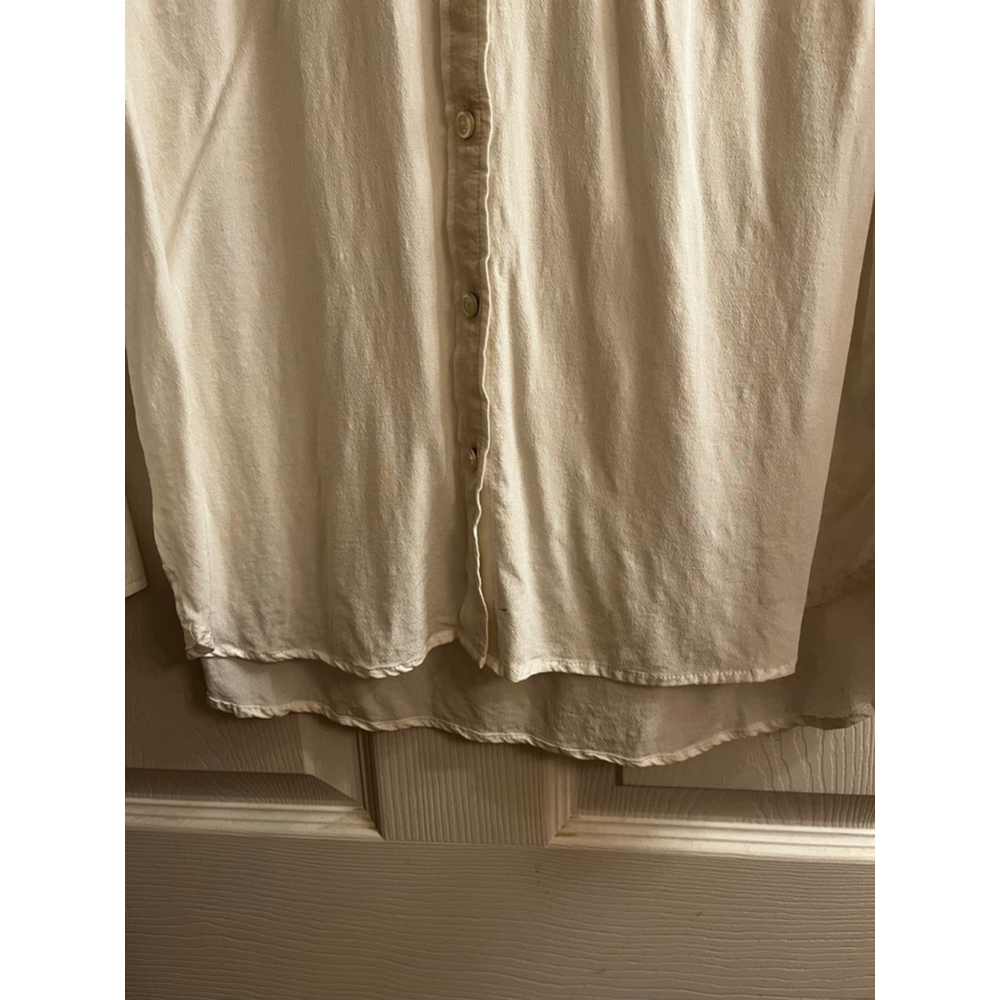 Women's Talbots~Button Down Shirt Off-White~LP - Picture 9 of 10